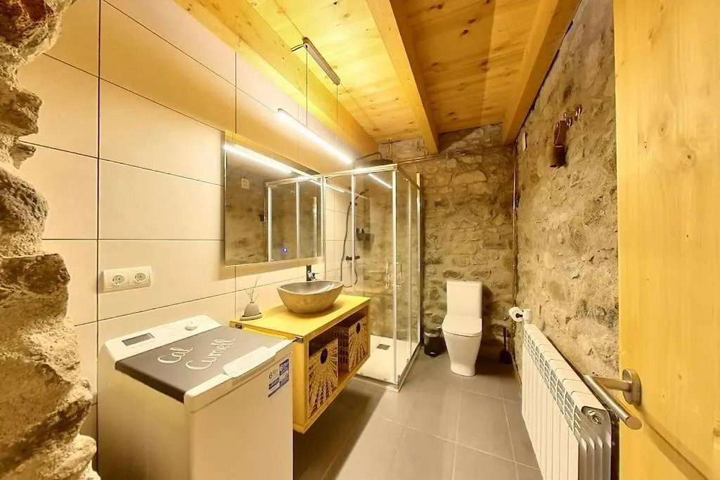 Cal Cumell, Allotjament Turistic Aransa Holiday home