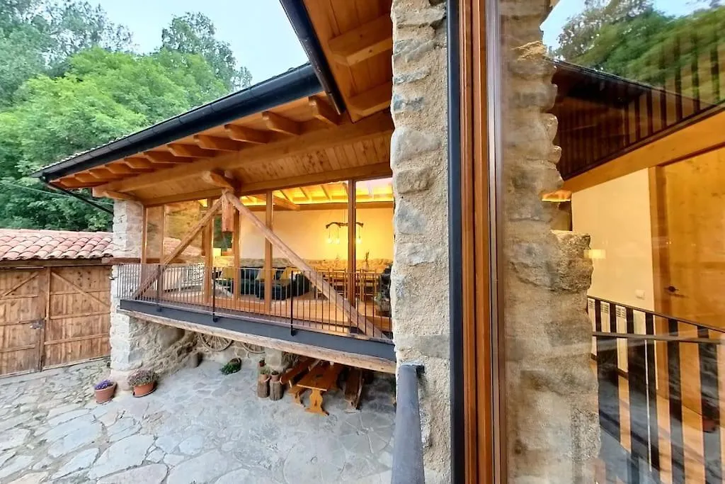 Cal Cumell, Allotjament Turistic Aransa Holiday home